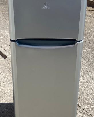 Frigorifero Indesit doppia porta classe A+