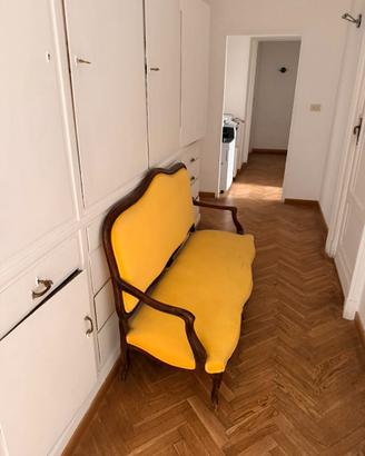 Divanetto d'Epoca, poltrona Bergère vintage