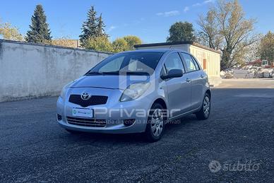 TOYOTA Yaris 1.0 5 porte Sol