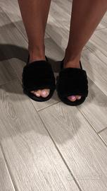 Ciabattine con pelo Calzedonia 