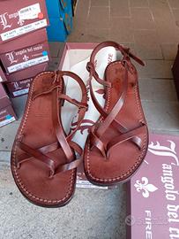 Sandali da donna artigianali in vero cuoio, nuovi