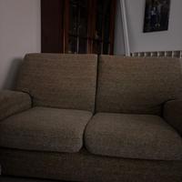 Divano due piazze ampie