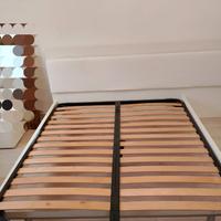 letto matrimoniale con luce integrata