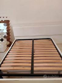 letto matrimoniale con luce integrata