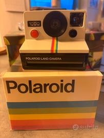 Polaroid Land Camera