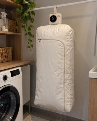 Asciugatore elettrico per abiti bianco con display