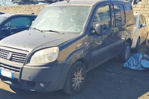 Ricambi Fiat Doblò 1.9 D del 2009 motore 186A9000
