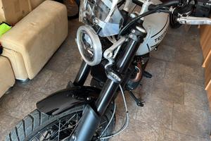 Moto Scrambler 1200 x 
