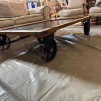 Tavolo basso industriale vintage