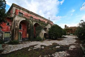 Proprietà nobiliare 1800mq da ristrutturare Giarre
