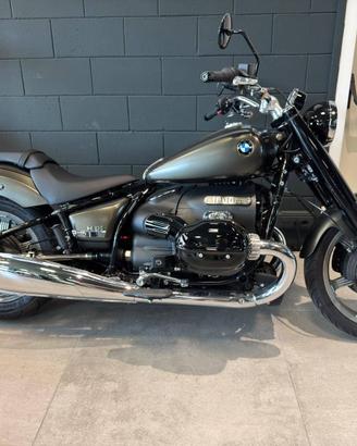 BMW R 18
