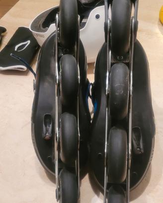 Pattini,casco e ginocchiere