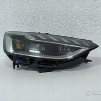 AUDI A4 B9 Faro fanale proiettore REFLEKTOR FULL L