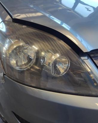 Proiettore destro OPEL ZAFIRA del 2010