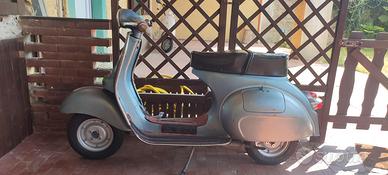 Piaggio Vespa VNA1T
