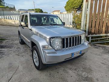 Jeep Cherokee 2.8 CRD DPF Limited Auto