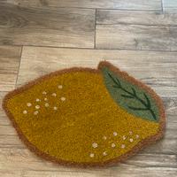 Tappeto a forma di limone