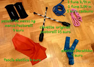 Attrezzature varie per ginnastica ritmica