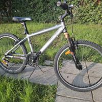 MTB Rockrider 5.2 Junior 24" - Alluminio