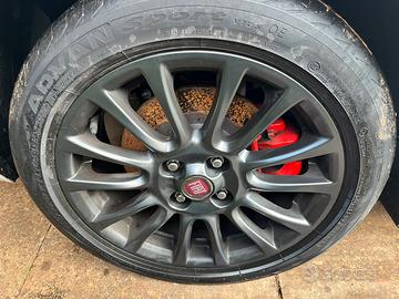 Cerchi e gomme fiat 124