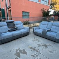 Divani Reclinabili Moderni 2+3 posti – Caricatore