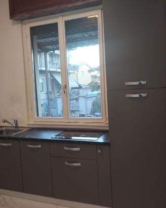 Cucina completa seminuova