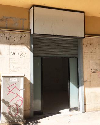 Locale commerciale via Pisacane S.Pasquale