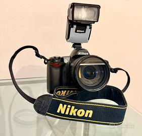 Nikon d70 con flash, 2 lenti e carica batteria