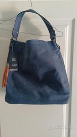 Borsa blu a spalla