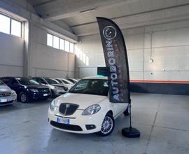 Lancia Ypsilon 1.3 MJT 75 CV Platino