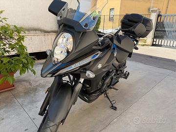Suzuki V-strom 600 XT