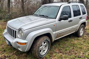Jeep cherokee kJ liberty