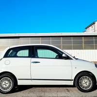 Lancia Ypsilon 1.2 69 CV *Ok Neopatentati*