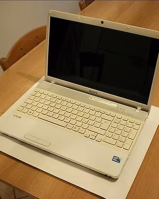 Pc Portatile Notebook SONY VAIO cpu i3 (ricambi)
