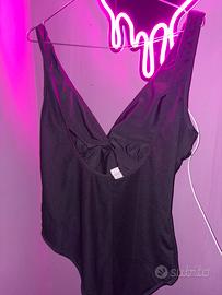 Costume nero intero taglia 54-56