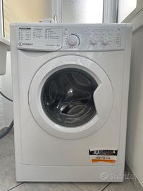 Lavatrice Indesit 8kg EWC 81284 W IT