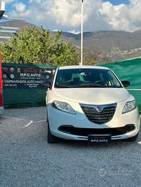 Lancia Ypsilon 1.2 69 CV GPL Ecochic Gold TOP -