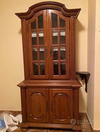 Credenza in arte povera