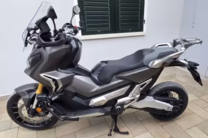 HONDA X-ADV 750