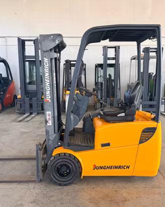 CARRELLO ELEVATORE MULETTO ELETTRICO 220 V JUNGHEI