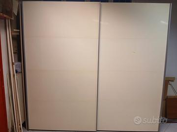 Armadio scorrevole bianco