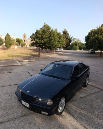 BMW 320 i e 36
