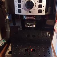 De’Longhi Magnifica S Macchina da caffè automatica