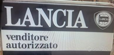 Insegna Lancia