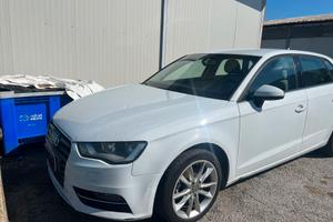 Audi A3 1.6 TDI S tronic Ambition