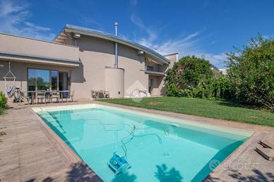 VILLA SINGOLA A CESENATICO