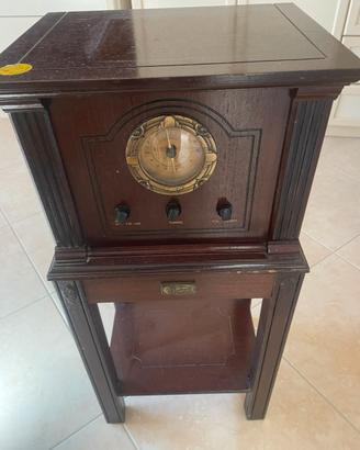 Radio e lettore music cassette