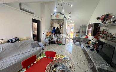 TRILOCALE IN ZONA CENTRALE