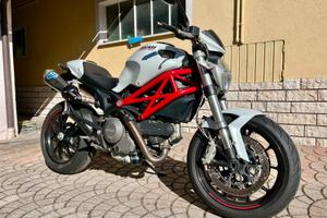 Ducati Monster 796+ ABS Termignoni