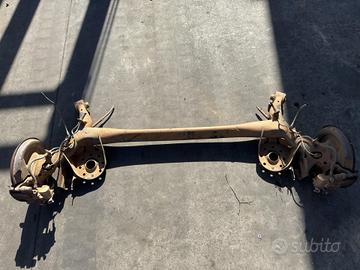 ASSALE POSTERIORE TOYOTA Yaris Serie Hybrid 1500 (